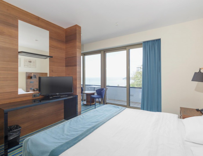 Полулюкс - Отель Hotel Collection